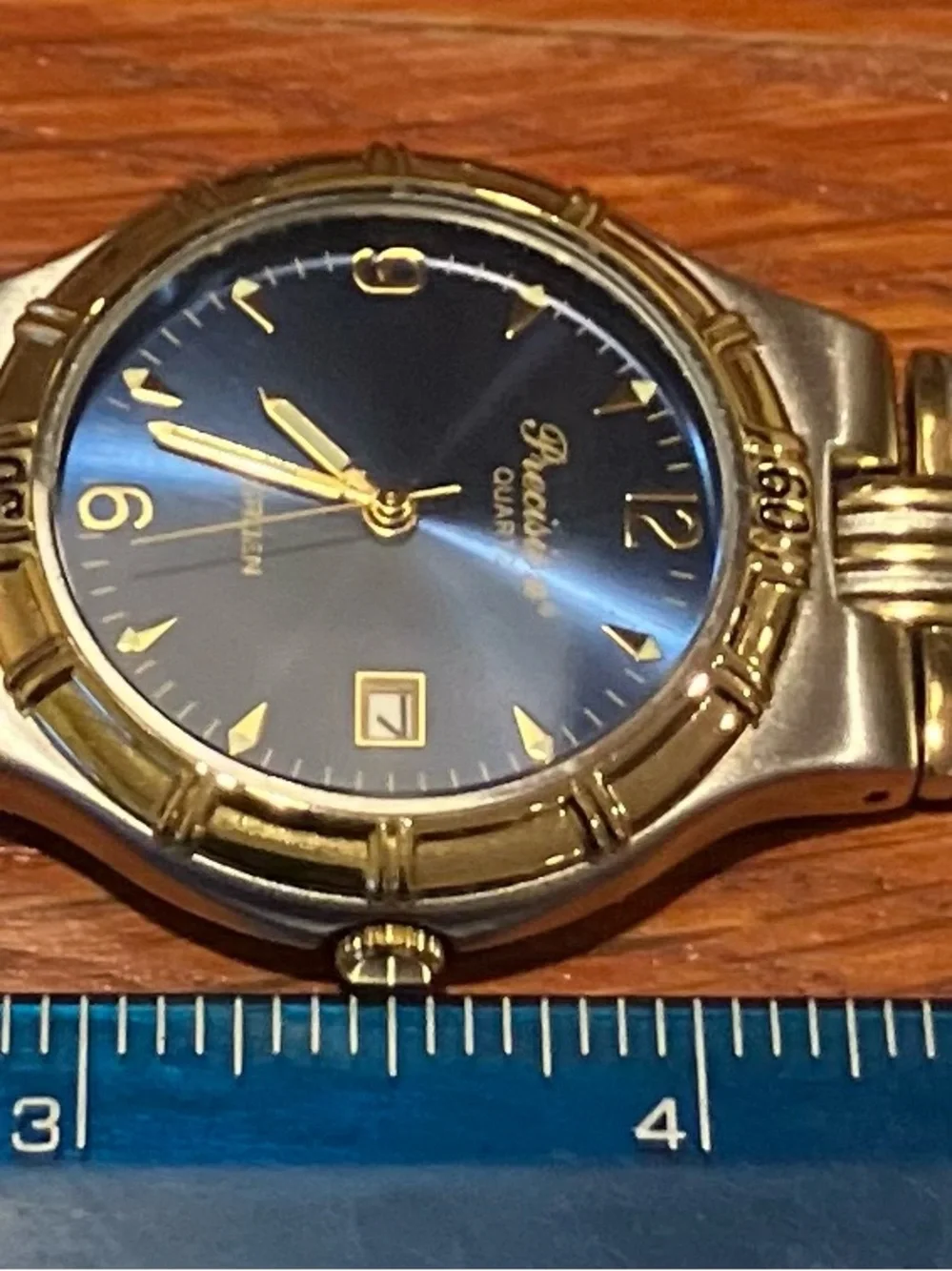 Vintage Gruen Quartz Men’s Two-Tone Blue Dial Model Watch Model GP5034. 7” EUC